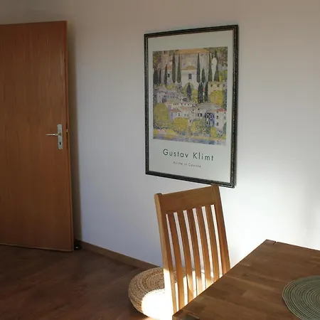 Апартаменты Ruhige Dachgeschosswohnung *