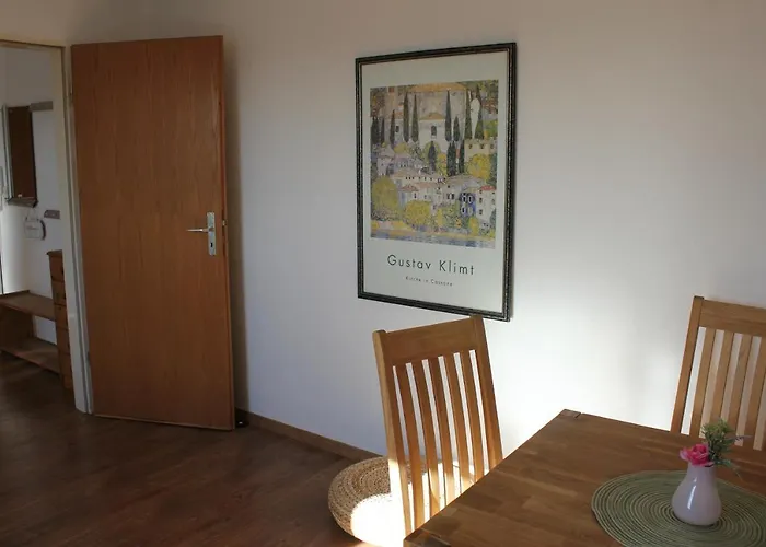 Lägenhet Ruhige Dachgeschosswohnung *